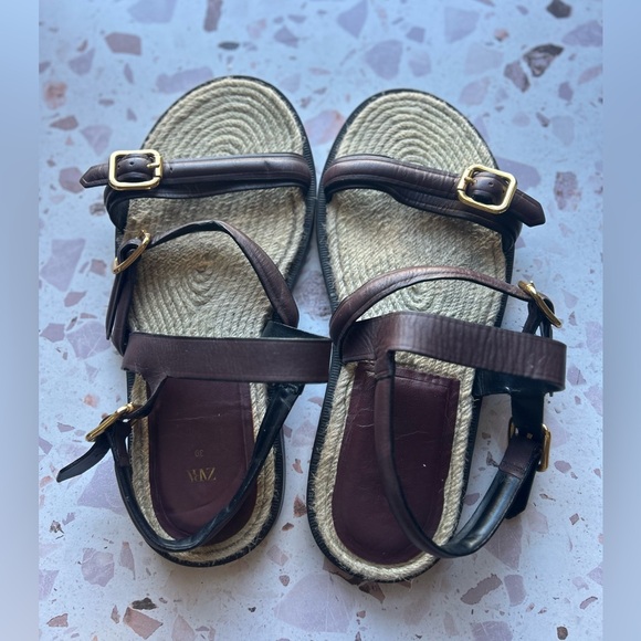 Zara Brown Sandals with Gold Accents Size 39 - Picture 8 of 12